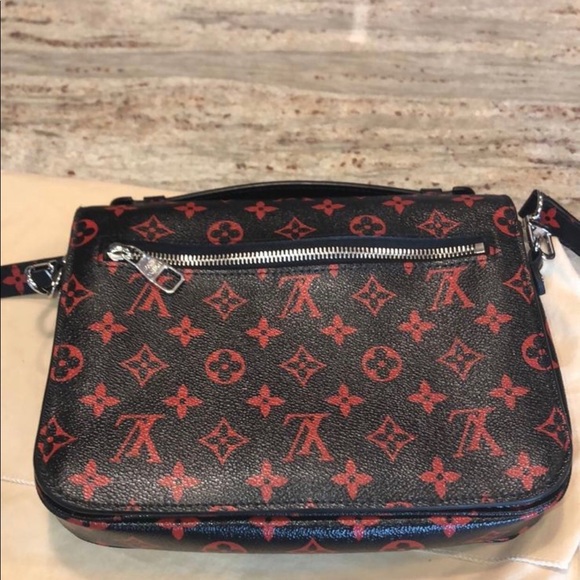 RARE !! LOUIS VUITTON POCHETTE MÉTIS INFRAROGUE - Picture 3 of 7